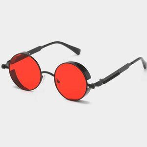 Red Black Witty Owl - ON SLICE